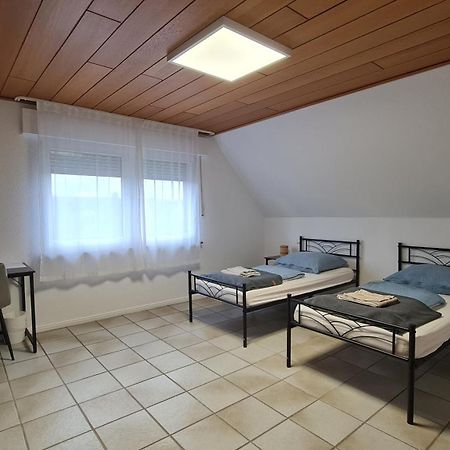 Отель Zimmer Nr 7 Mit Privates Badezimmer In Juelich Экстерьер фото